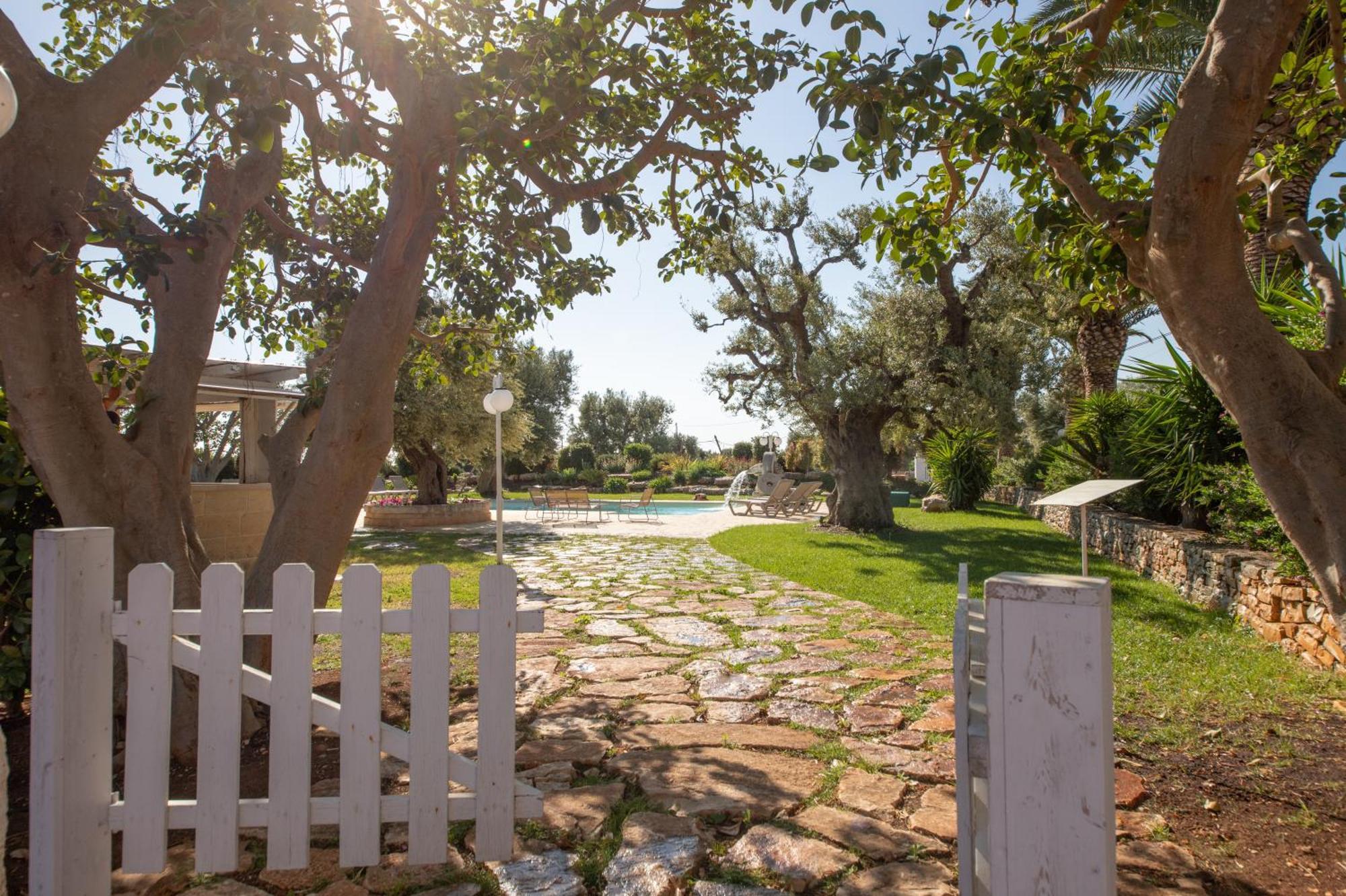 Masseria Galleppa By Apulia Hospitality Macchia di Monte Eksteriør bilde